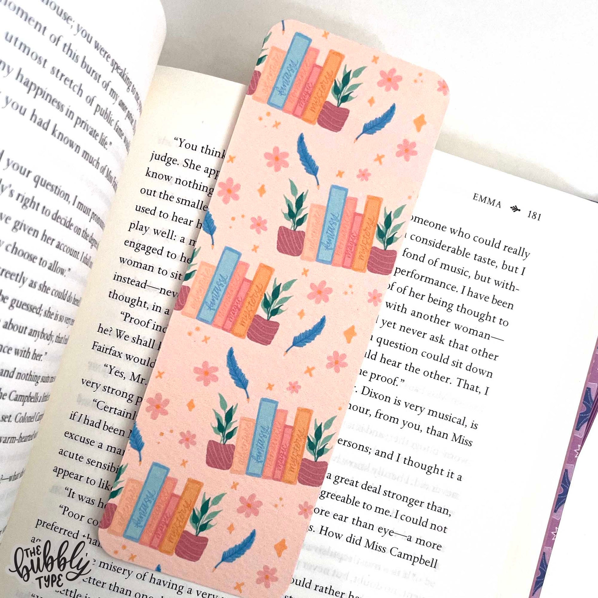 Bookshelf Pattern - Paper Bookmark